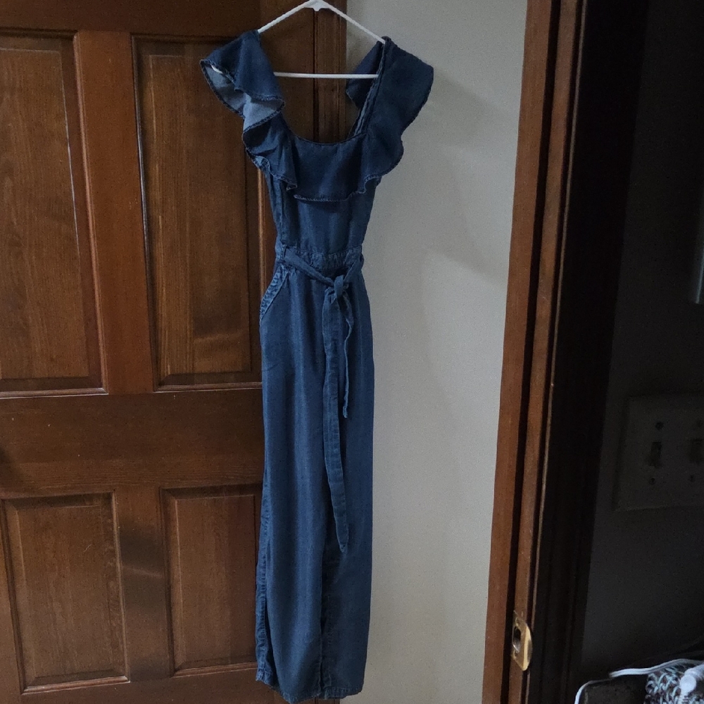 Amour Vert Elegant Denim Ruffle Jumpsuit, M